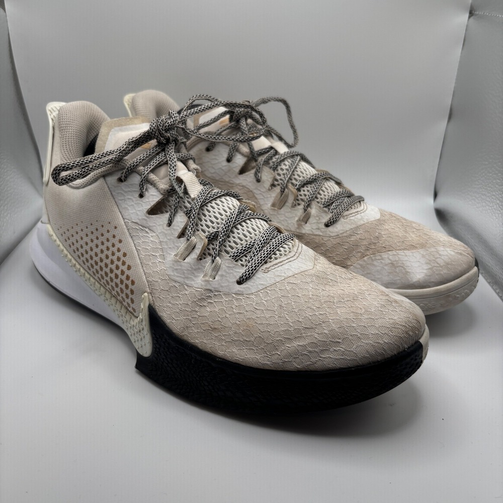 Nike Kobe Mamba Fury White Metallic Gold Basketball Shoes Men's Sz 10 CZ8770-100